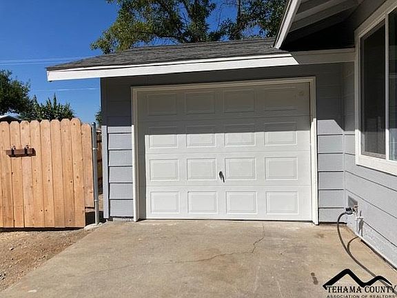 5th image of 9241 San Benito Ave