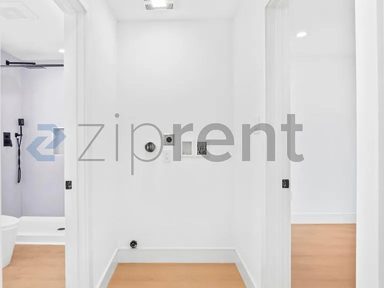374 S 21st St #2 — Photo 18