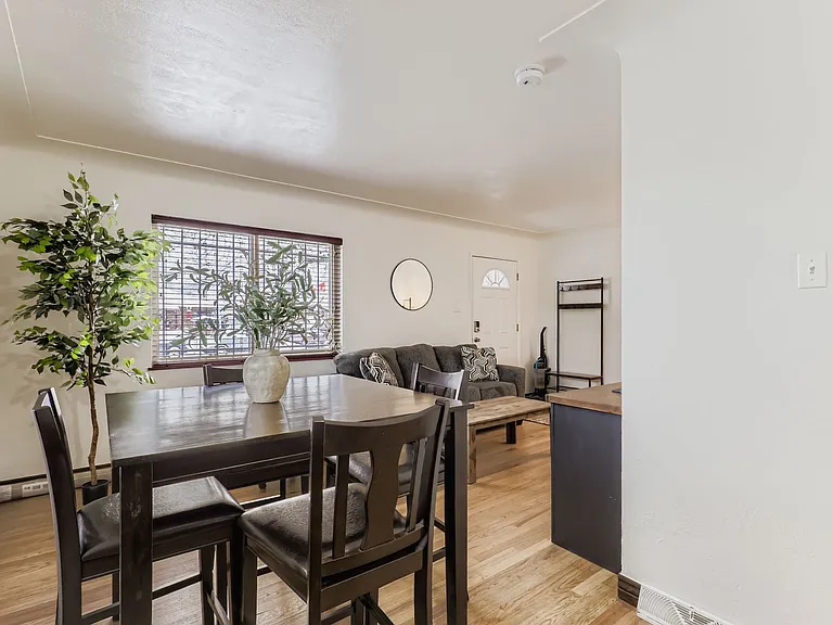 3540 Newport St — Photo 4