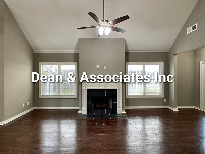 472 Lake Chelsea Way — Photo 5