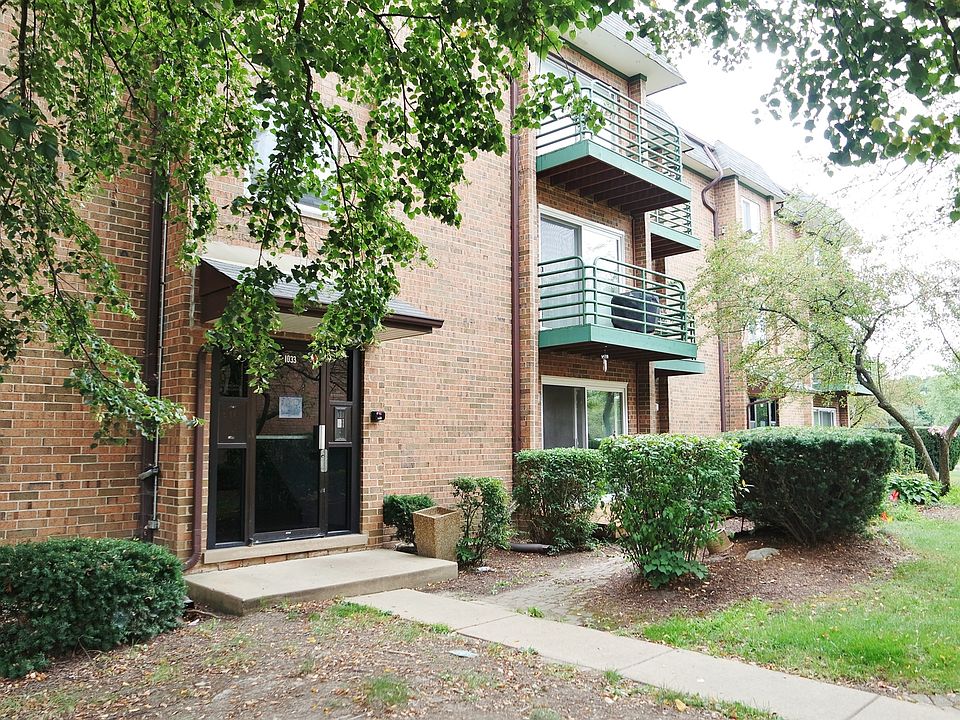 1st image of 1033 Buccaneer Dr APT 2