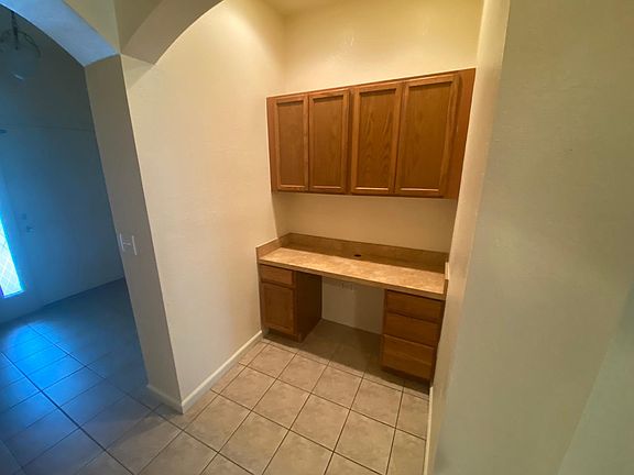 5th image of 2968 Ashland Ln S