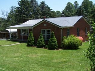507 Bare St, West Jefferson, NC 28694