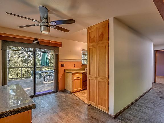 5th image of 25101 Bear Hill Rd