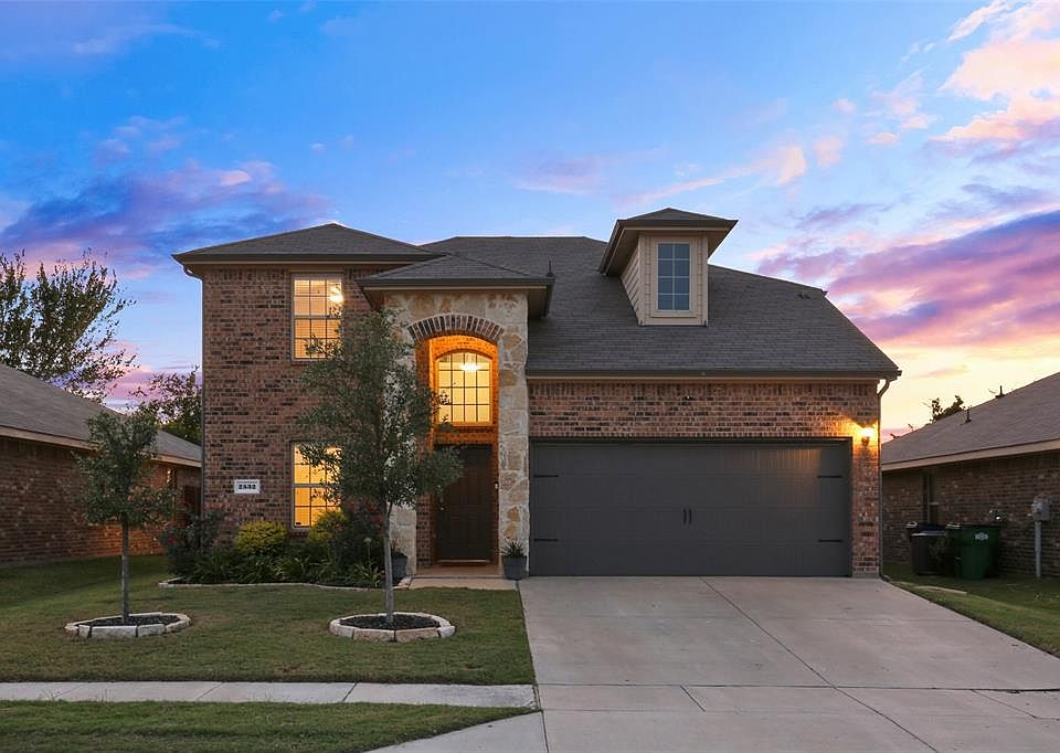 1st image of 2532 Saldana Dr