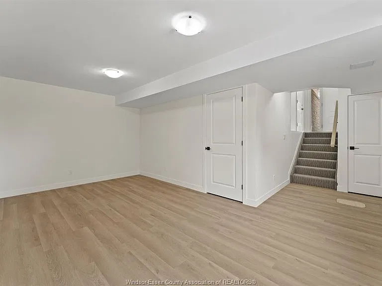 2457 Front Rd — Photo 15