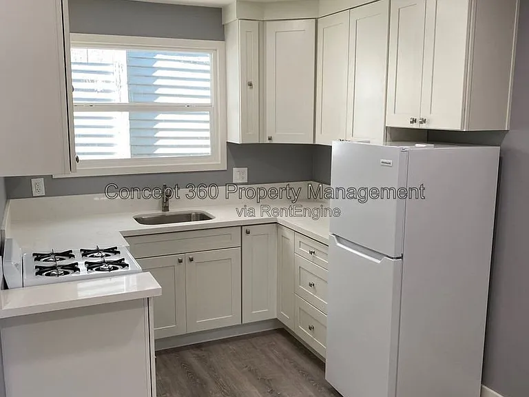 4154 North Business St #5 — Photo 10