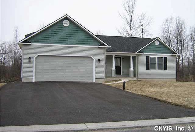2nd image of 7 Belva Blvd