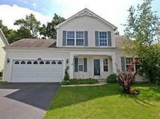 932 Cortney Dr, Carpentersville, IL 60110