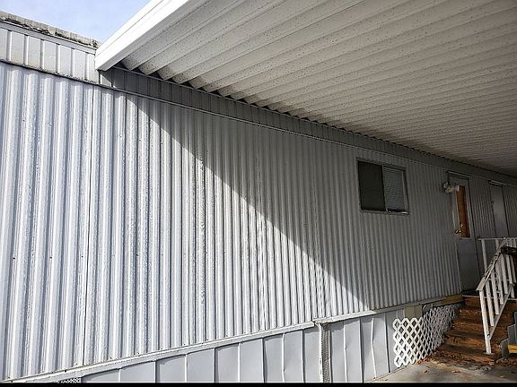 3rd image of 27601 Sun City Blvd