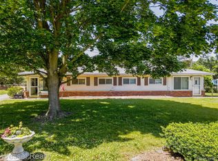 57121 Omo Rd, Ray, MI 48096