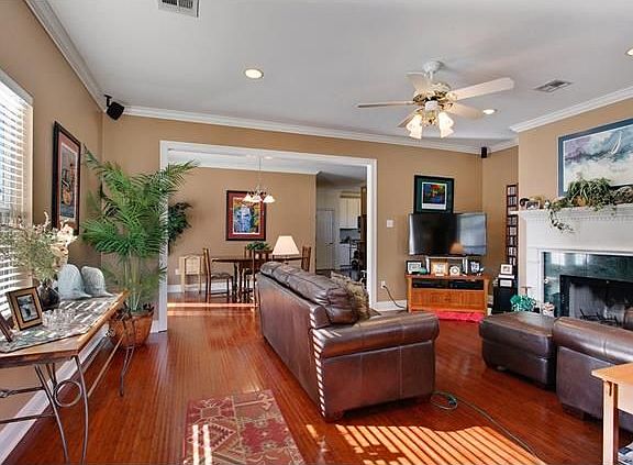 4th image of 77 Metairie Ct