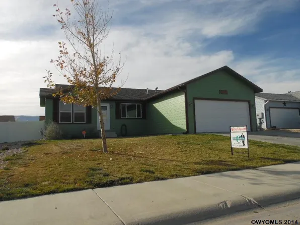 6443 Little Moon Trl, Casper, WY 82604
