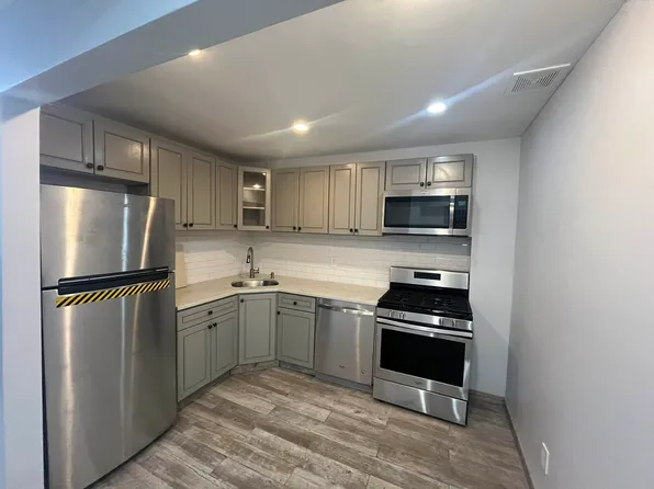 987 Halsey Street image 3 of 11