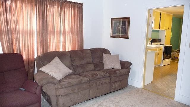 2nd image of 255 2nd St