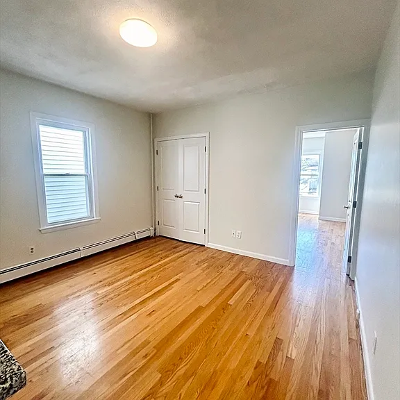 8 Fair St #4 — Photo 3