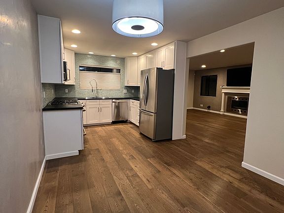 2nd image of 514 Chestnut St