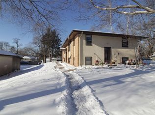 4811 Lakeview Ave N APT 2, Brooklyn Center, MN 55429