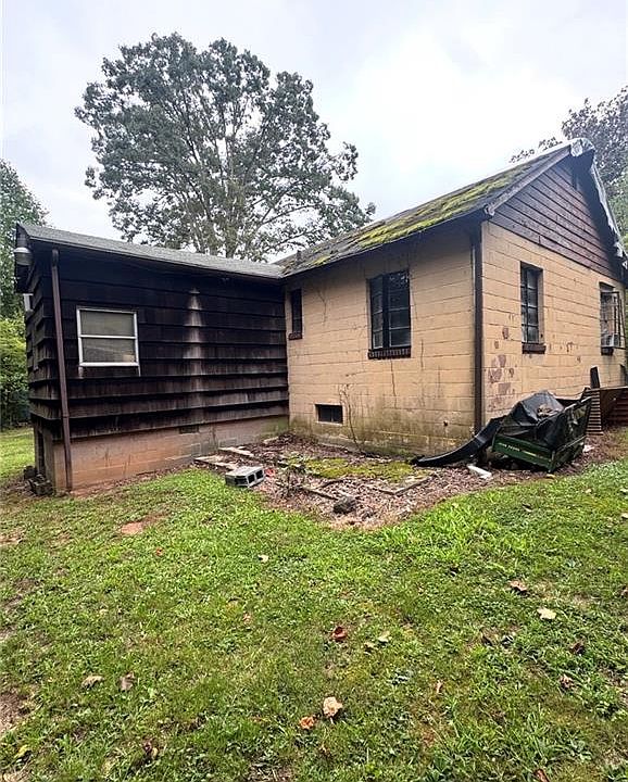 1st image of 5526 Old Rural Hall Rd