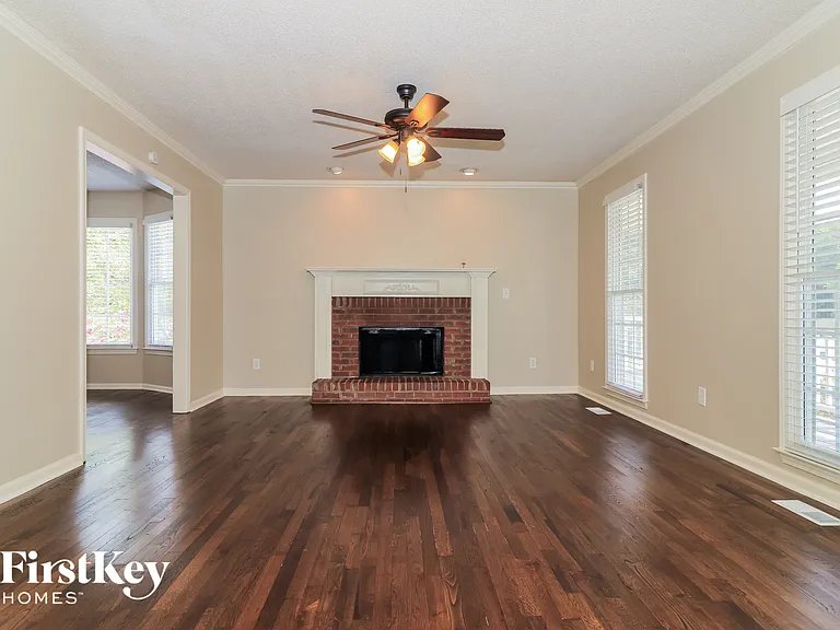 42 Appleton Way — Photo 6