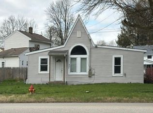 257 E Main St, Geneva, OH 44041