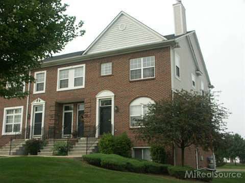 1st image of 42557 Park Cresent Dr