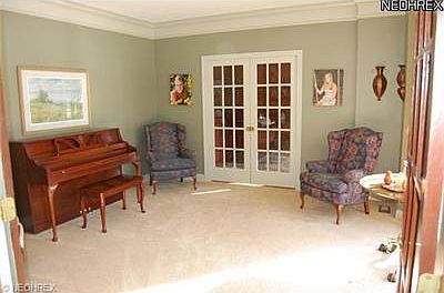 4th image of 6521 Blackfriars Ln