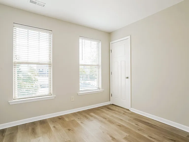 214 Callahan Trl — Photo 14