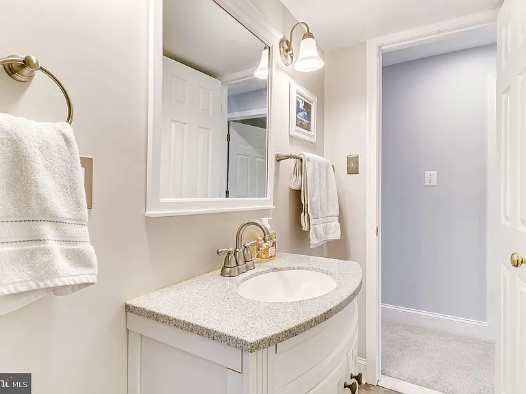 6519 Engel Dr — Photo 68