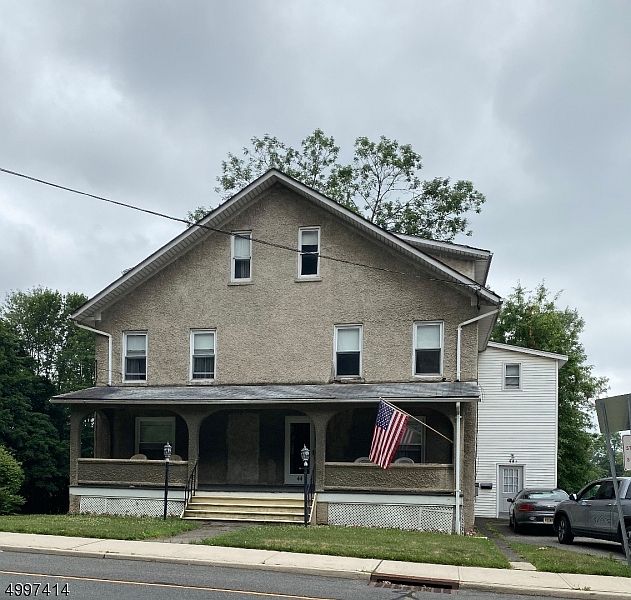 1st image of 44-46 Hamburg Ave #3