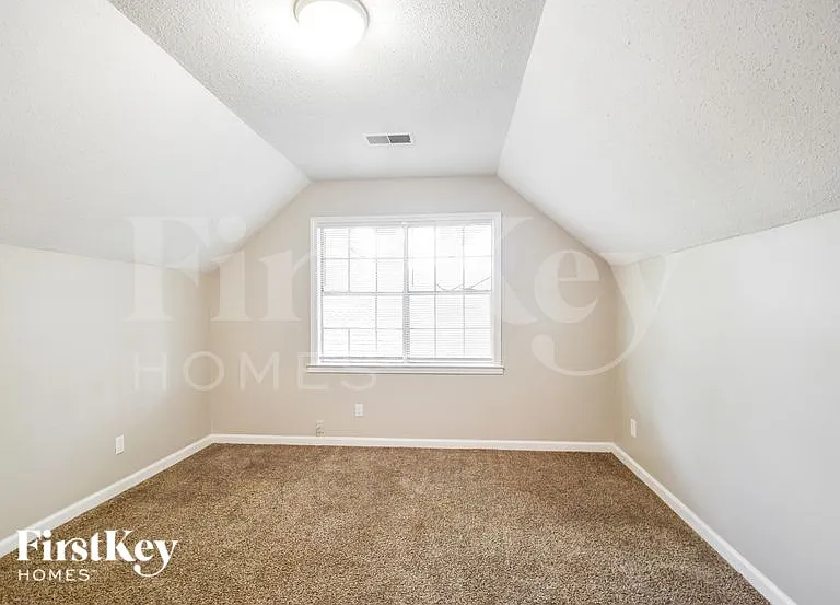 4475 Grinstead Cv — Photo 10
