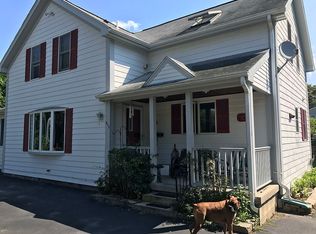 813 South Rd, South Kingstown, RI 02879