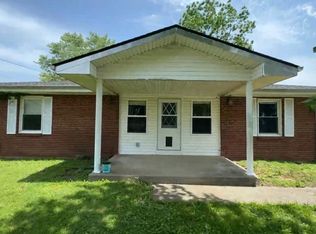 2665 Cook Rd, Woodlawn, TN 37191