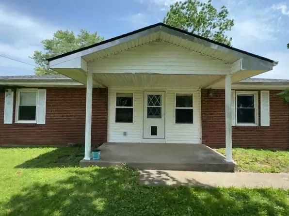 2665 Cook Rd, Woodlawn, TN 37191