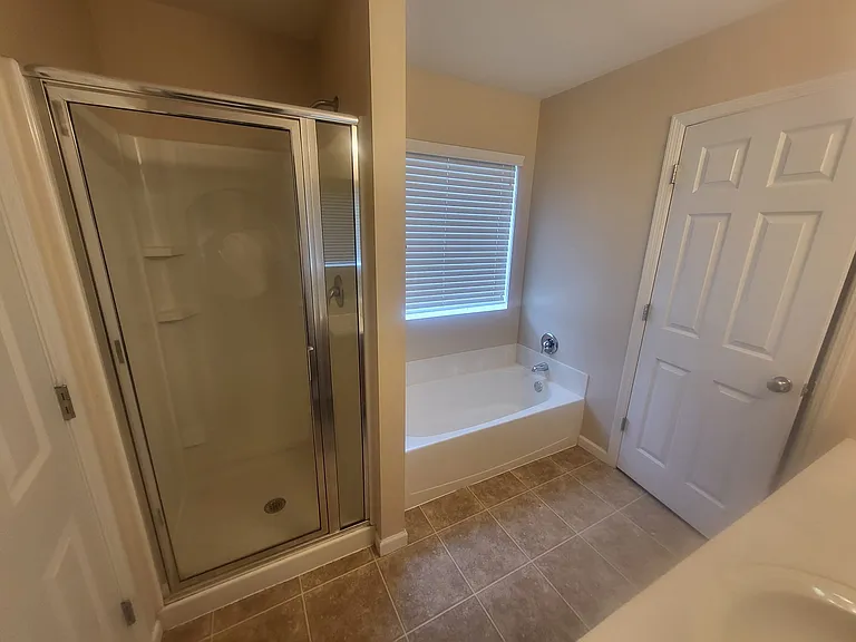 855 Harbor Woods Dr — Photo 13