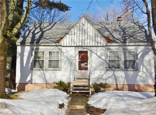 19 Frances St, Bangor, ME 04401