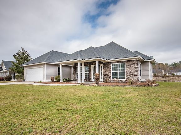 3rd image of 4084 Northlake Dr