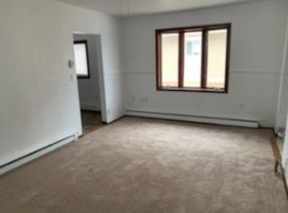 911 E Sweet Ave, Bismarck, ND 58504