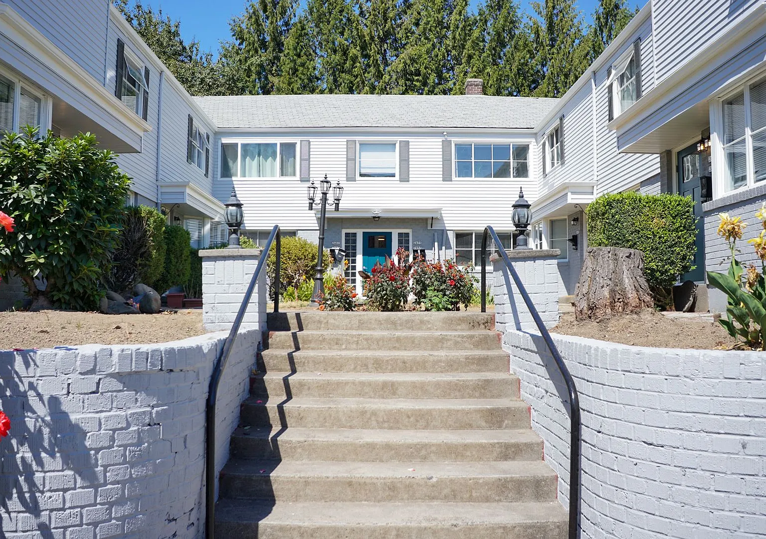 Great NW Location: Spacious 1 Bedroom Ready Now! — Photo 1