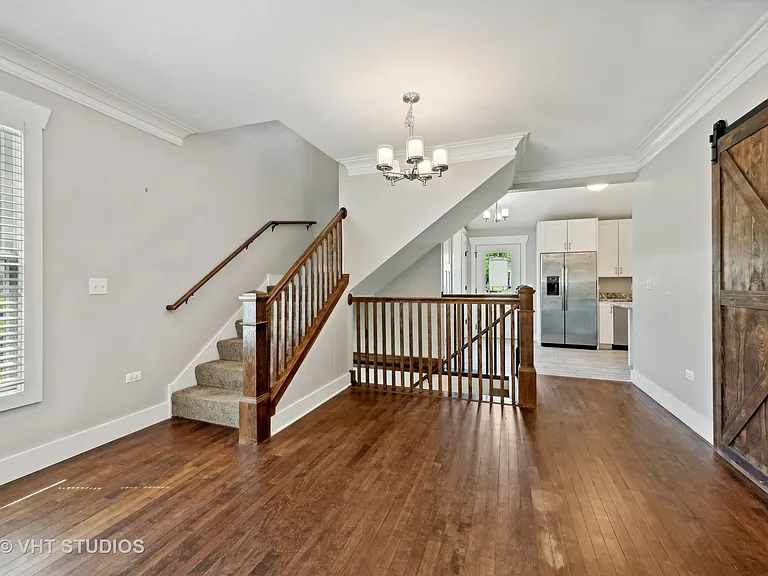 425 Mildred Ave — Photo 8