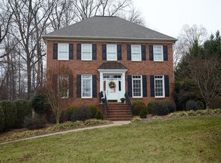 6425 Rustinburg Rd, Clemmons, NC 27012