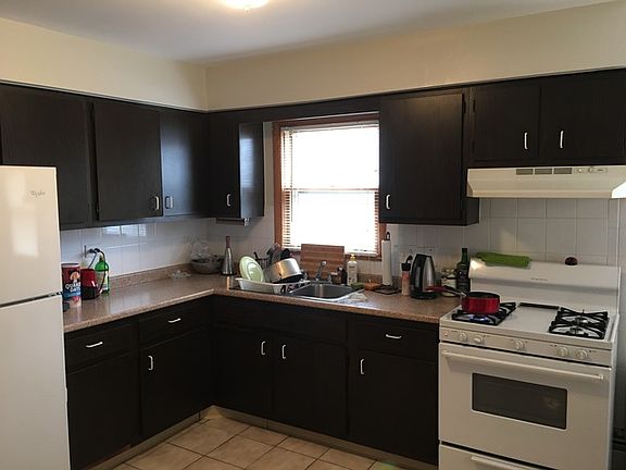 2nd image of 3814 N Harlem Ave APT 1W