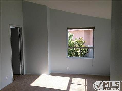 5th image of 1261 34th St APT 25