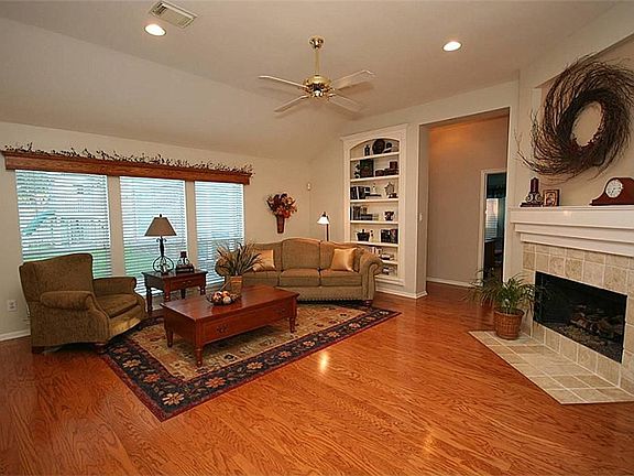4th image of 1223 Whisper Trace Ln