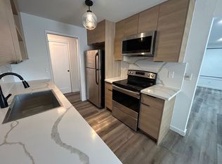 1716 NW 59th St APT 5, Seattle, WA 98107