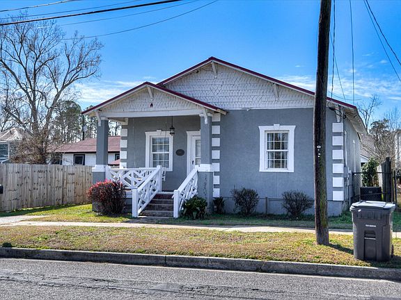 3rd image of 206 Reynolds Street