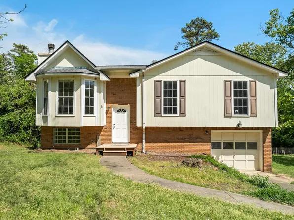 5291 Stablehouse Ln, Pinson, AL 35126