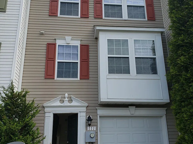 111 Desert Rose Way — Photo 1