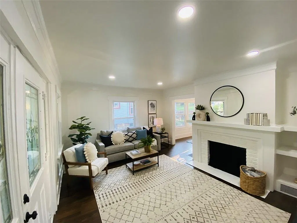 2 bed, 1500 sqft, $2,200 — Photo 4