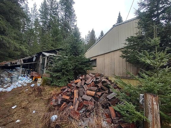 4th image of 3582 Camden Rd